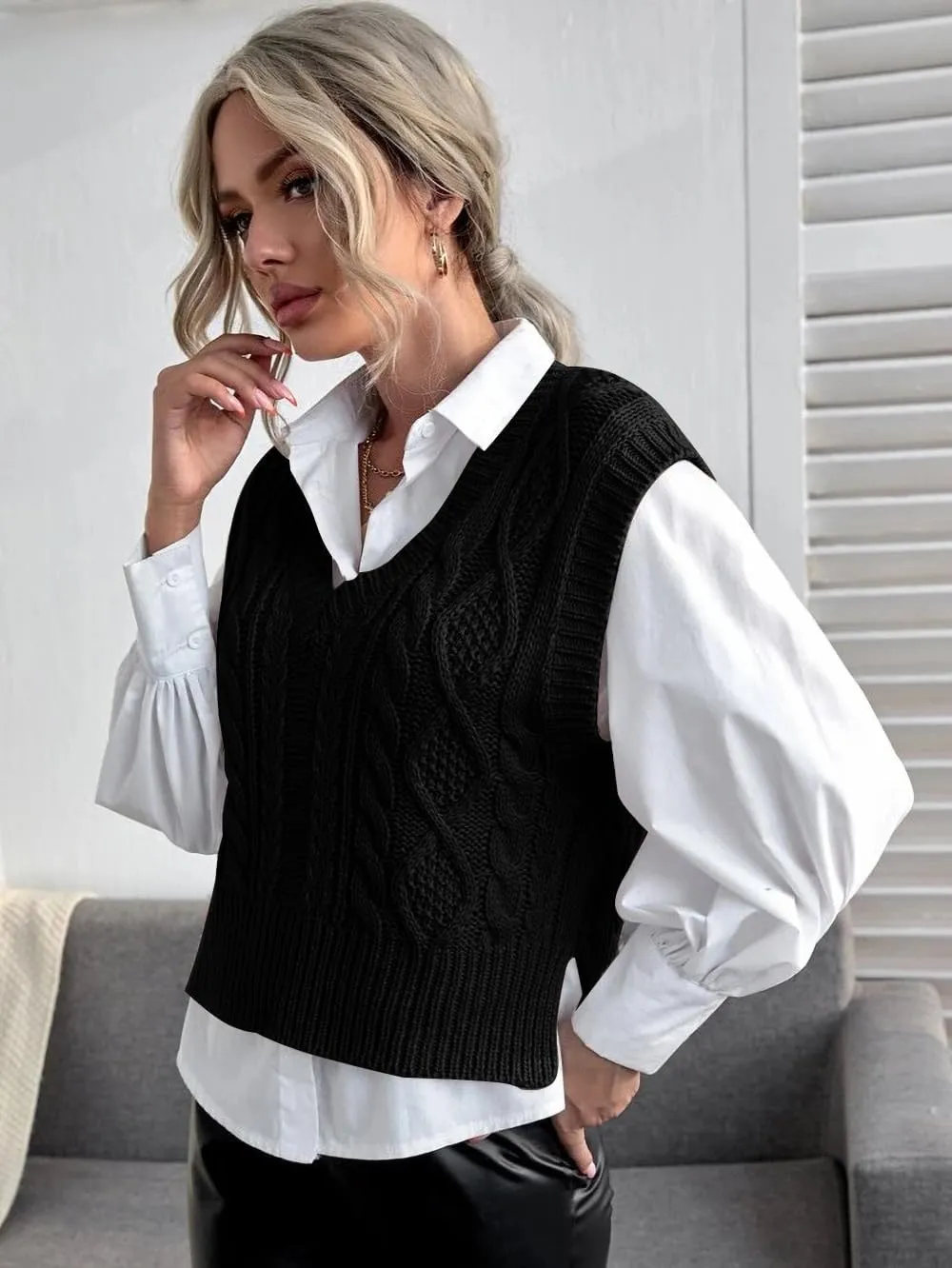 Jumppmile Womens V Neck Sweater Vest Sleeveless Pullover Crop Sweater Vest