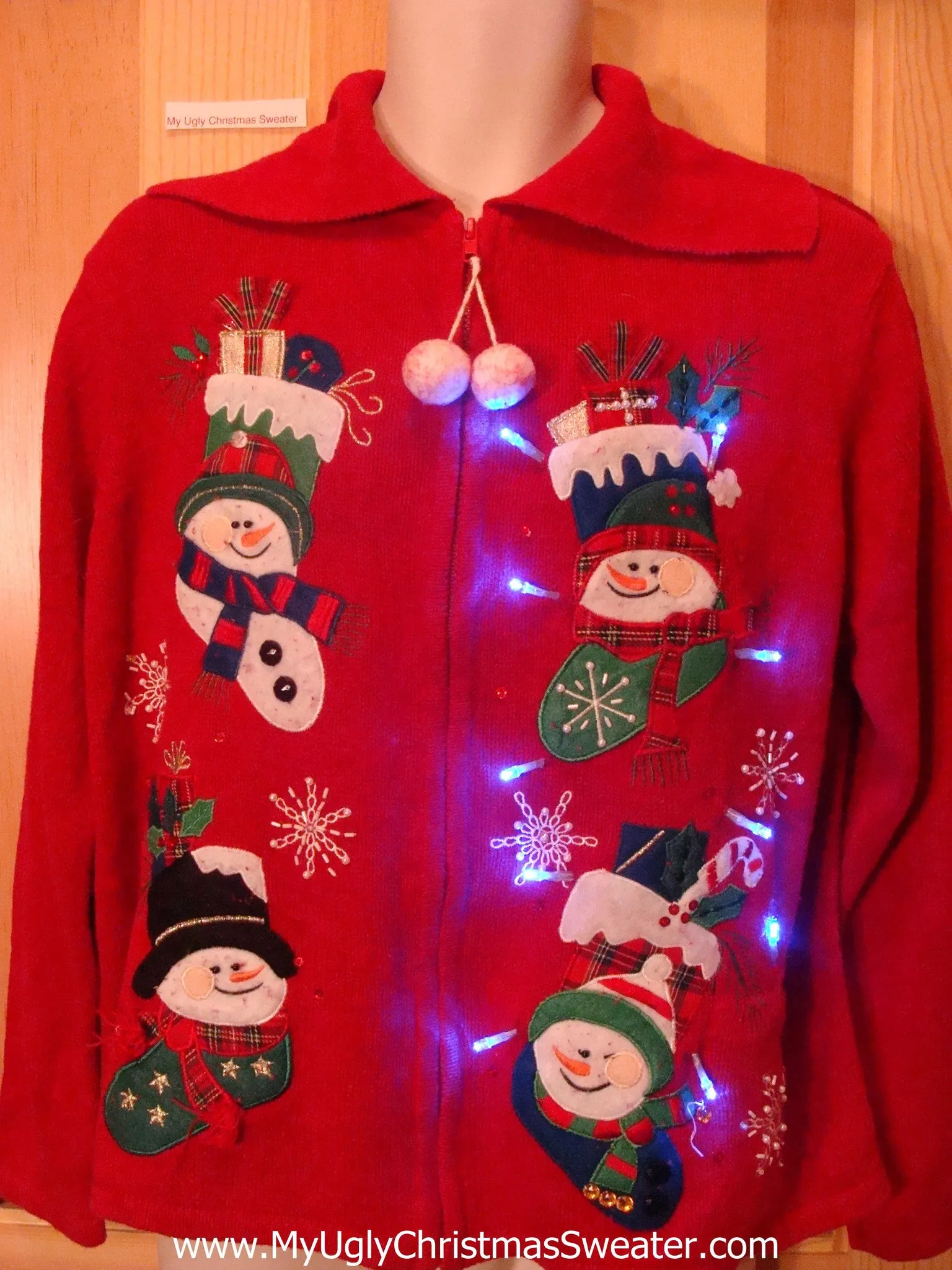 Light Up Christmas Sweater Dangling PomPom Zipper Pull