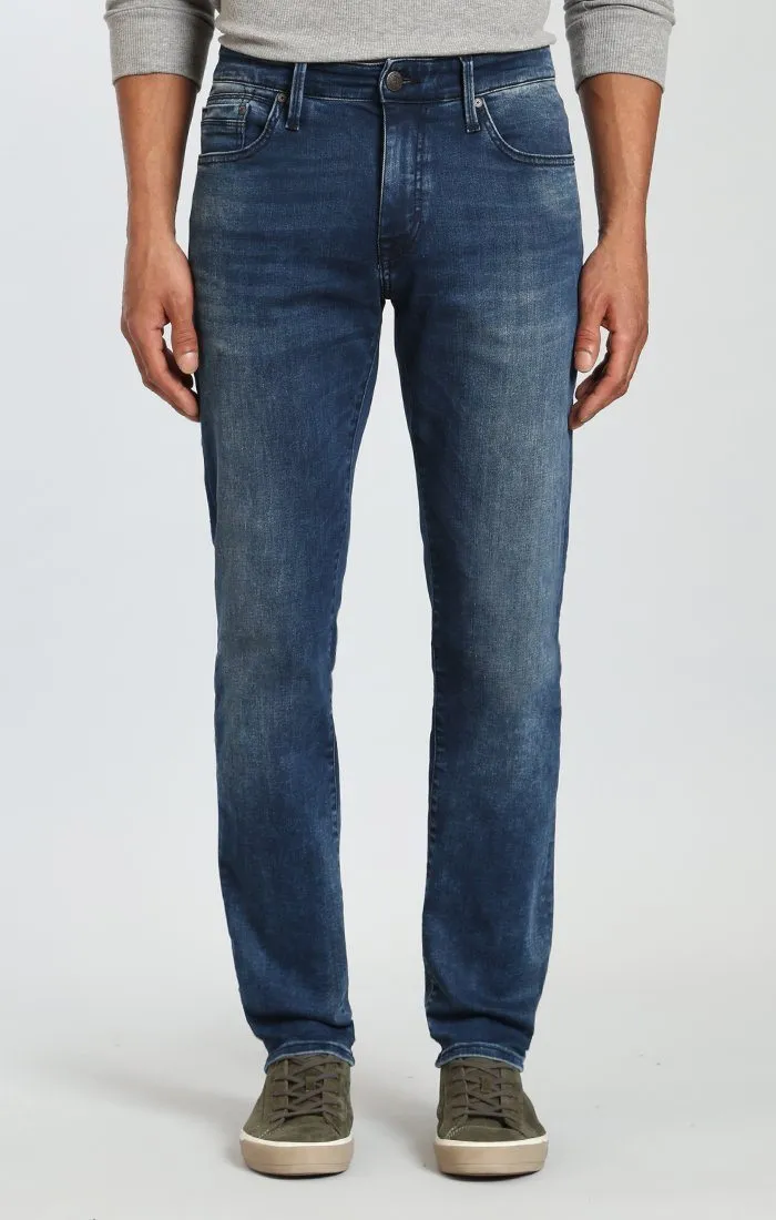 MARCUS SLIM STRAIGHT LEG IN FOREST BLUE WILLIAMSBURG