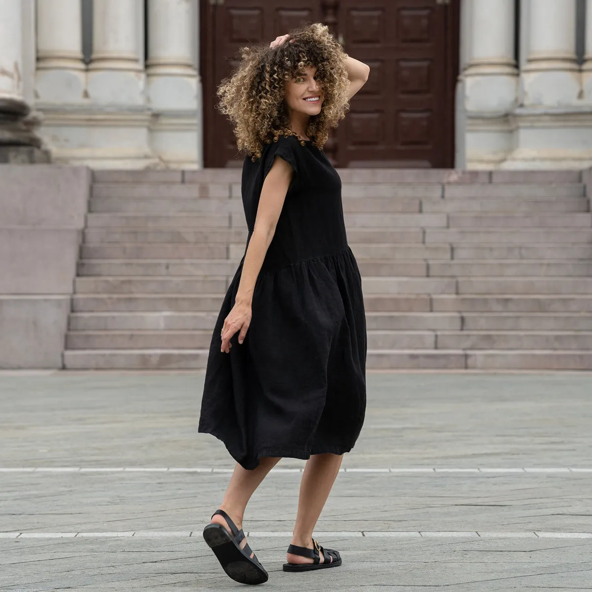 MENIQUE Smock Dress Cecilia Pure Black