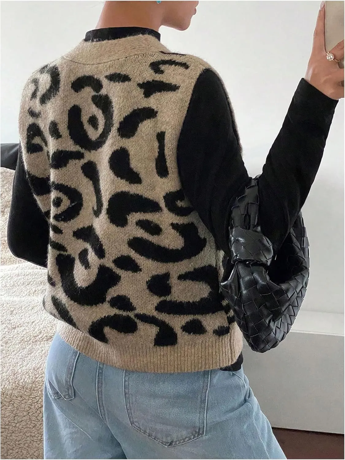Women's Y2k Leopard Print Sweater Vest Cheetah Sleeveless Button Down V Neck Casual Knit Tank Tops