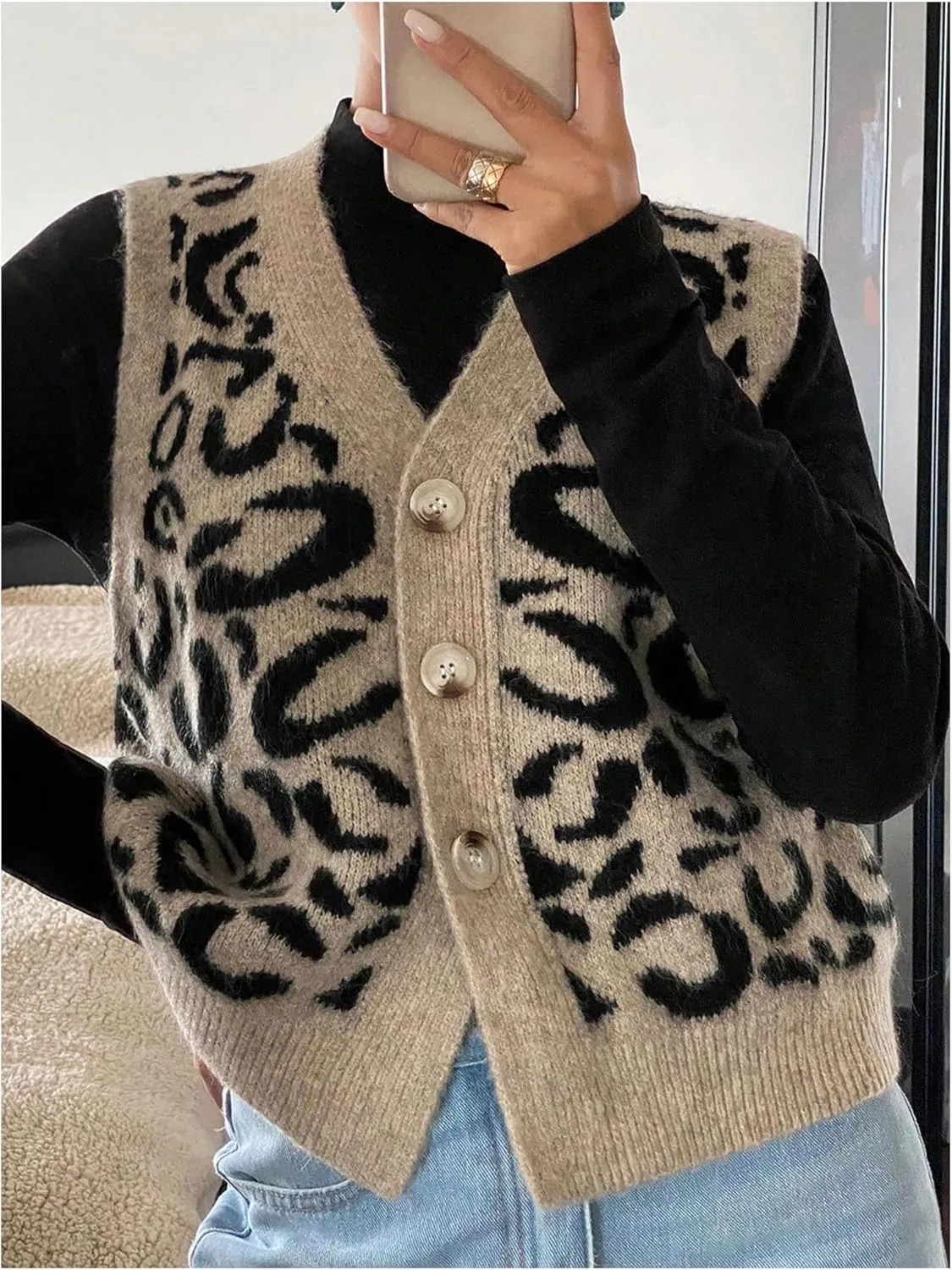 Women's Y2k Leopard Print Sweater Vest Cheetah Sleeveless Button Down V Neck Casual Knit Tank Tops